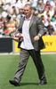 写真は、ジャパンXVのジョン・カーワンHC（%%John Kirwan%%）。(c)AFP/KAZUHIRO NOGI