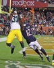 19NFL第1週、シカゴ・ベアーズ対グリーンベイ・パッカーズ。パスをインターセプトするグリーンベイ・パッカーズのアドリアン・エイモス（左、2019年9月5日撮影）。(c)Jonathan Daniel/Getty Images/AFP