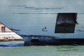 イタリアのベネチアで、観光船と衝突した大型クルーズ船MSCオペラ（2019年6月2日撮影）。(c)Andrea PATTARO / AFP