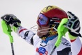 アルペンスキーW杯2013-14、男子回転最終戦。優勝を喜ぶマルセル・ヒルシャー（Marcel Hirscher、2014年3月16日撮影）。(c)AFP/FABRICE COFFRINI