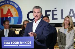 政府閉鎖長期化に対抗 カリフォルニア州、州兵が食料支援