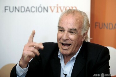 アンデスの奇跡」 墜落事故の生存者が死去 写真2枚 国際ニュース