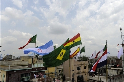 W杯放送中に停電、怒ったサッカーファンが暴動 バングラデシュ