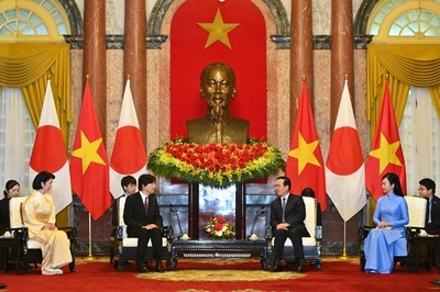 秋篠宮ご夫妻、日越外交50周年行事に出席