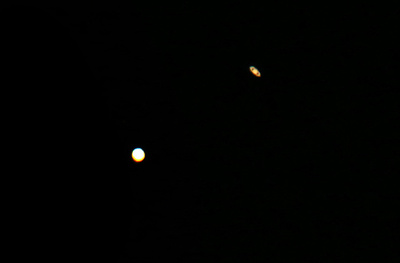 木星と土星が大接近、約400年ぶりの天文ショー