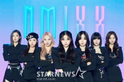 NMIXX、デビューシングル「ADMARE」ショーケースを開催 – KOREA WAVE