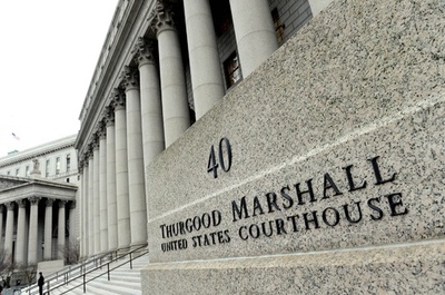 NY警官の「誘拐・食人」計画事件、公判で妻が証言