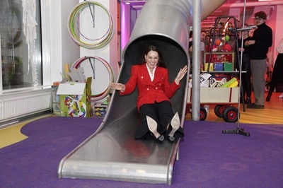 英キャサリン妃、デンマークを単独訪問