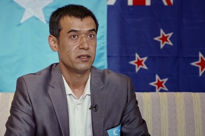 祖国という足かせ…亡命ウイグル人にも及ぶ中国の監視