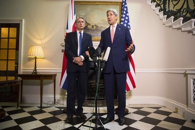 米国務長官、シリアのアサド大統領の退陣を要求