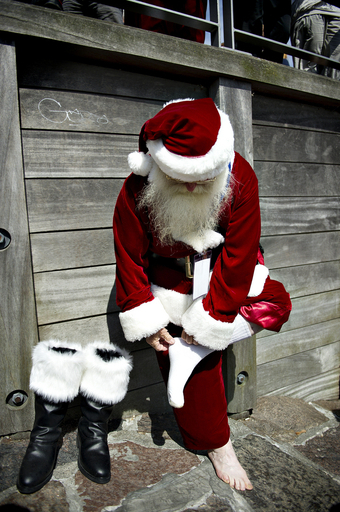 世界のサンタが真夏のデンマークに大集合、恒例の「世界サンタ会議」