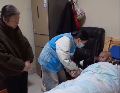 中国 高齢者介護サービスが居住区と家庭へ拡大