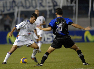 ＜サッカー 07リベルタドーレス杯南米選手権＞エメレク ナシオナル・モンテビデオに勝利し第2ラウンド初勝利 - エクアドル