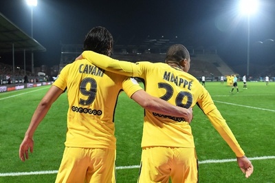 カヴァーニが仏リーグ通算100得点に到達、PSGはネイマール不在も快勝