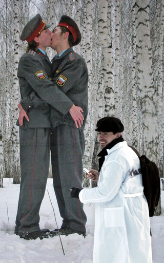 ロシア美術館、展覧会をめぐる発言で文相を訴える