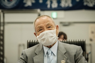 日本重量挙げの伝説、めい三宅宏実の最後の五輪をリモート観戦