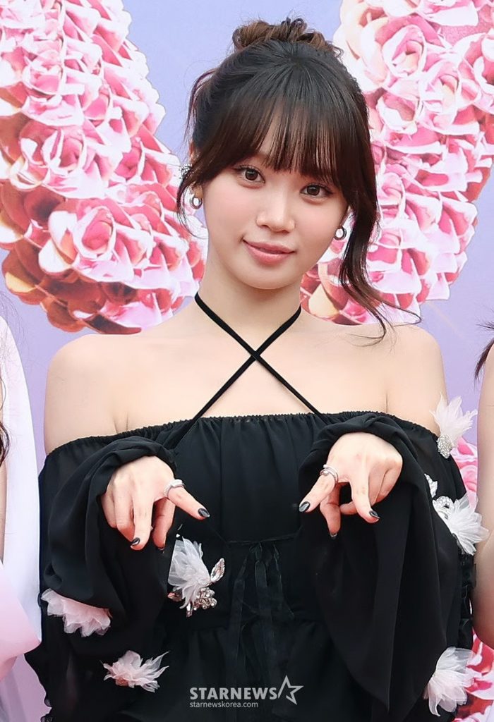 (c)STARNEWS