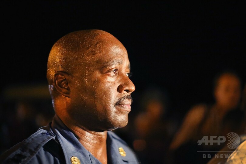 警官に射殺された黒人少年、コンビニ強盗の疑い 米ミズーリ州