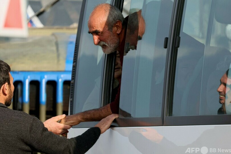 アルメニア首相、対ロ政策大幅転換の考え ナゴルノ不介入に反発