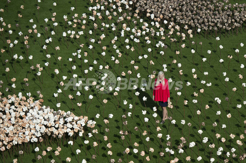英ロンドンに春到来？咲き乱れるアートの花