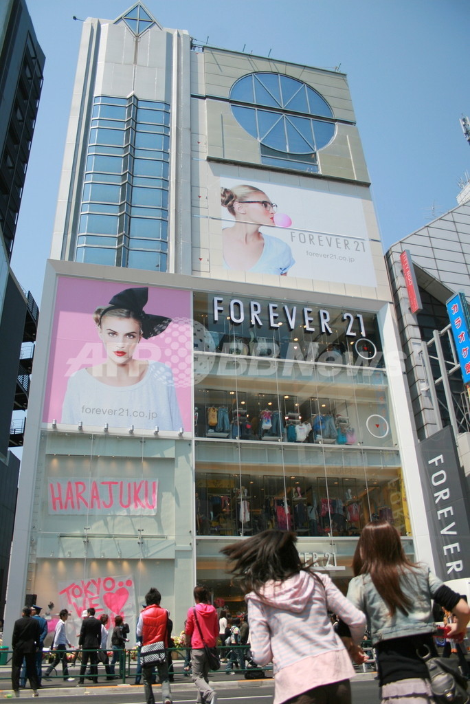 LA発カジュアルファッションチェーン「FOREVER 21」日本上陸、原宿に国内1号店オープン