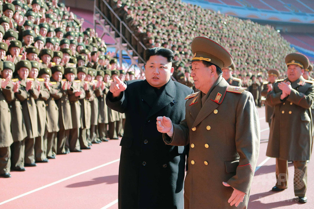 北朝鮮メディア、軍トップだった黄炳瑞氏の解任認める報道 写真1枚