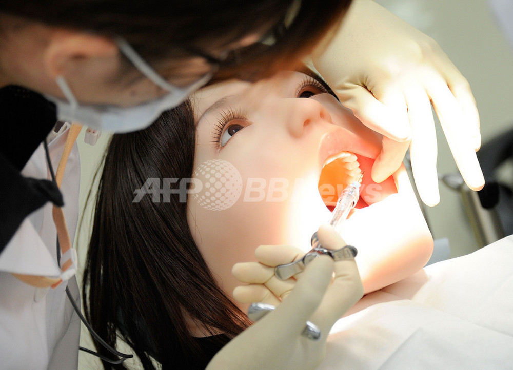 歯科実習用患者ロボ 昭和花子2 を公開 写真7枚 国際ニュース Afpbb News 歯科実習用患者ロボ 昭和花子2 を公開 写真7枚 国際ニュース Afpbb News