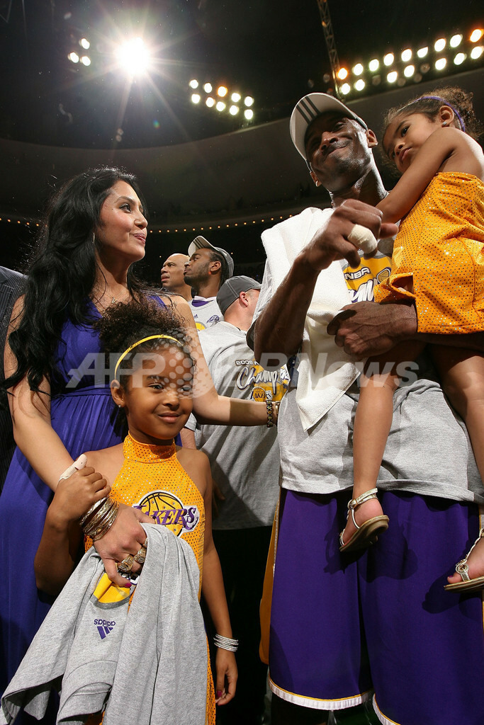 コービー・ブライアントが初のファイナルMVPに輝く、NBAファイナル