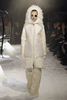 フランス・パリ市内で発表された「モンクレール ガム・ルージュ（Moncler Gamme Rouge）」12/13年秋冬コレクション（2012年3月8日撮影）。(c)Moncler Gamme Rouge