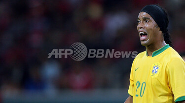 ロナウジーニョ ブラジル代表に復帰 写真1枚 国際ニュース：AFPBB News