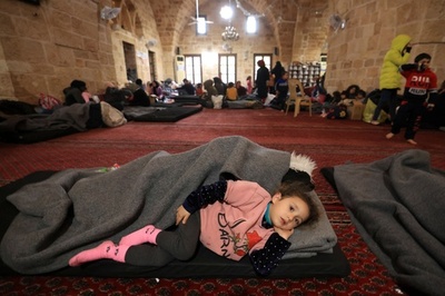 国連「シリア北西部の支援失敗」 地震の死者、計3万3000人超に