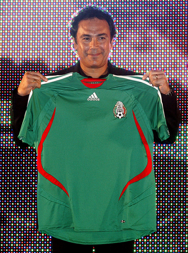 ＜サッカー＞メキシコ代表の新ユニフォームがお披露目される - メキシコ