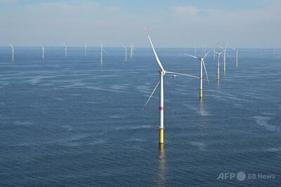 米政権、洋上風力発電事業を停止 安保懸念理由に