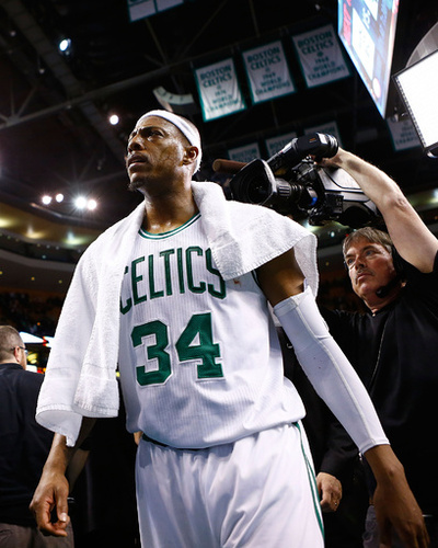 ピアースが古巣セルティックスと1日契約、現役引退に花道