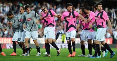 ユベントスとミランがともに辛勝