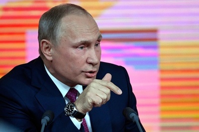 プーチン大統領 ロシアのドーピング告発者が Fbiの管理下にいる と主張 写真1枚 国際ニュース Afpbb News