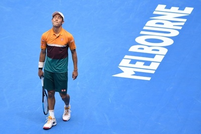 錦織「負けなかったことを喜ばないと」、相手棄権で辛くも全豪2回戦へ 	