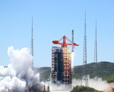 衛星4基が「相乗り」 長征6号C運搬ロケットが初打ち上げに成功=中国