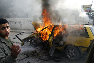 イスラエル軍、ガザ作戦に予備役を投入 死者900人近くに