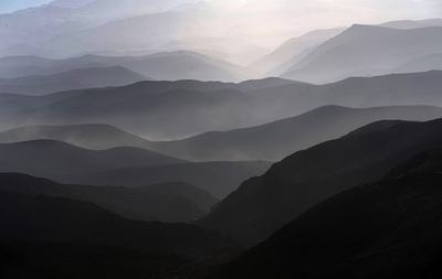 アンデス山脈の地中に眠る世界最大級の金鉱、開発始まる