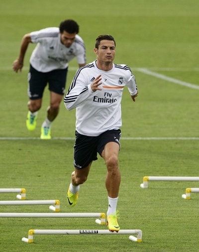 マドリードダービー控えレアルが最終調整