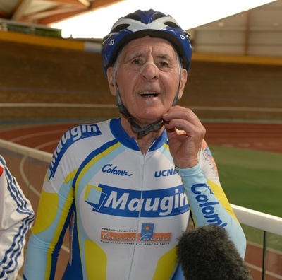 84歳男性、自転車アワーレコードで80歳以上の部の世界記録更新