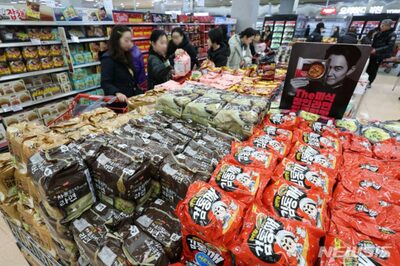 韓国「価格そのまま量減らす」販売横行…困窮する若者たちに広がる虚脱感