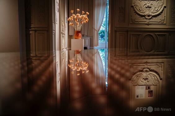 豪華なチョコレートのアート作品、総額1950万円で落札