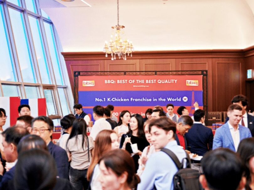 ブースの前に押し寄せたイベント来場者＝ジェネシスBBQ(c)KOREA WAVE