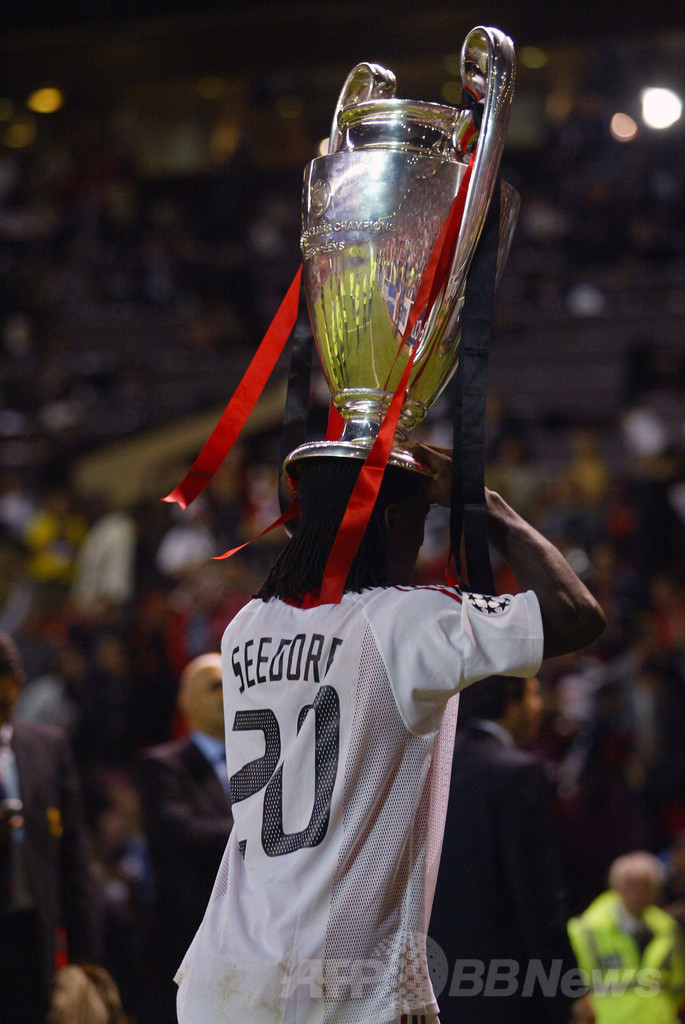 AFPの写真で振り返る「顔の肖像」 - ミランの指揮官セードルフ監督