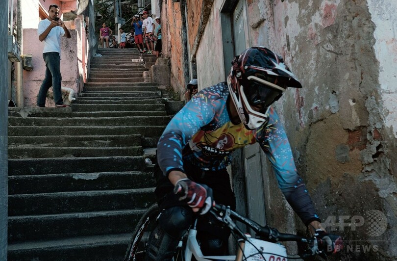 リオの貧困地区がマウンテンバイクのサーキットに