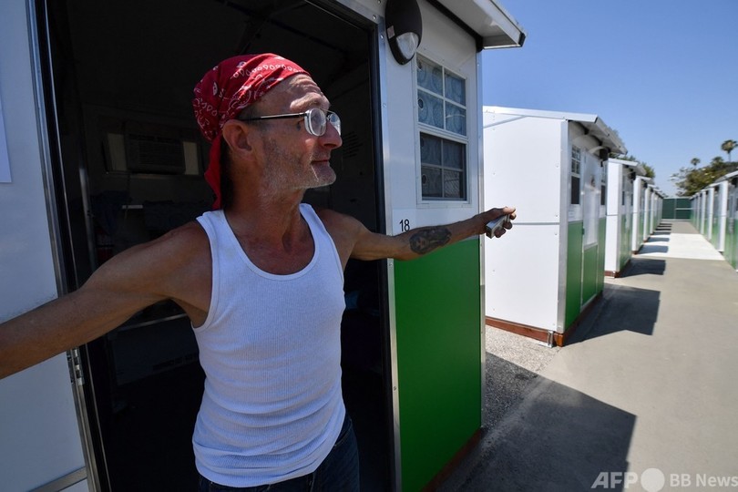 ホームレス問題解決なるか 小さな住宅「タイニーホーム」 米LA