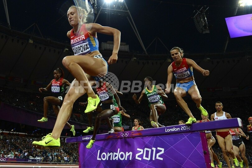 ザリポワが3000メートル障害で金メダルを獲得