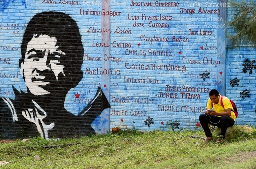 メキシコ学生43人失踪から2年 親たちが事件の全容解明を訴え 写真15枚 国際ニュース Afpbb News